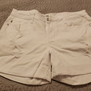 White shorts 30 waist. Never worn